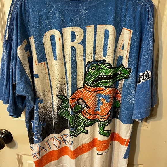 Vintage Florida Gators logo shirt - Magic Johnson T’s - Picture 4 of 4